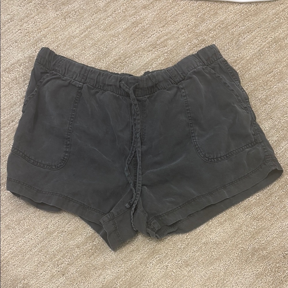 GAP Women's Gray Casual Shorts
